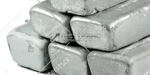 Слитки металлов в Луганске